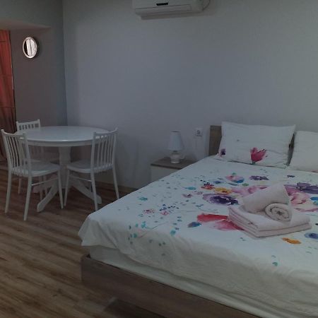 Boutique Apartment 17 Tbiliszi Kültér fotó