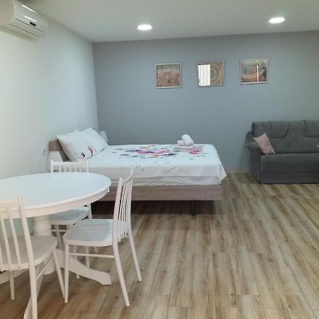 Boutique Apartment 17 Tbiliszi Kültér fotó